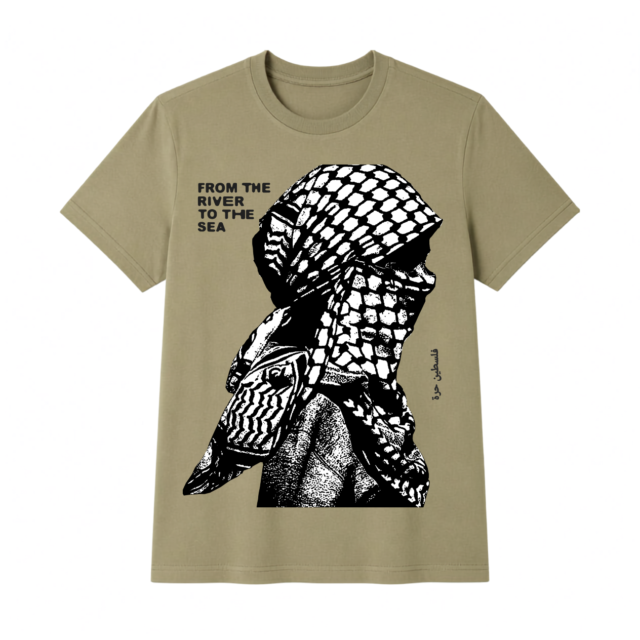Playera de color caqui con estampado en negro de una persona con el rostro cubierto por una keffiyeh, junto a la frase From the River to the Sea en inglés y árabe.